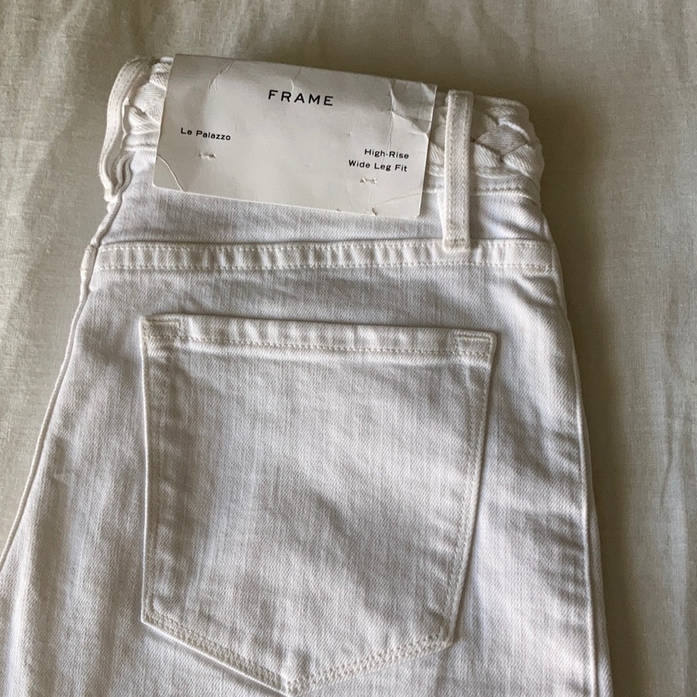 Frame White Jeans - Picture 2 of 8